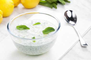 tzaziki salatası