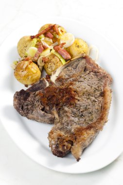 ızgara t-bone biftek