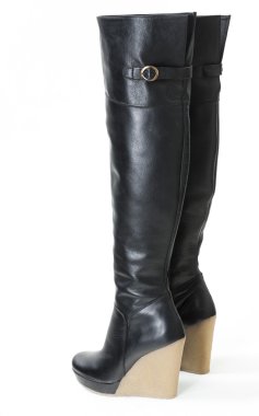 modaya uygun platform siyah çizmeler