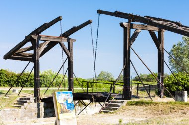 Vincent van Gogh köprüsü Arles yakınlarında, Provence, Fransa