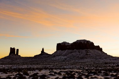 Monument Valley National Park after sunset, Utah-Arizona, USA