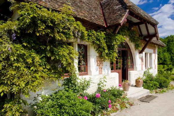 Garten von lassay-sur-croisne, Zentrum, Frankreich — Stockfoto