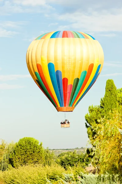 Hete luchtballon, provence, Frankrijk — Stockfoto