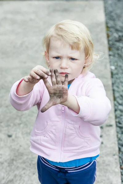 Portrait of dirty little girl — Stock Photo, Image