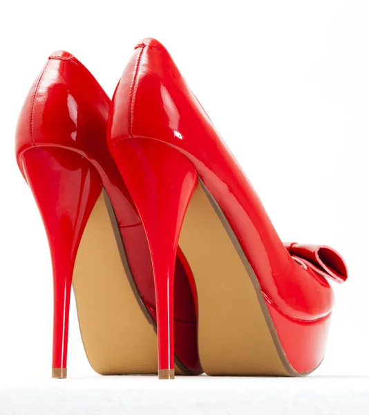 Fashionable platform red pumps — Stock Photo, Image