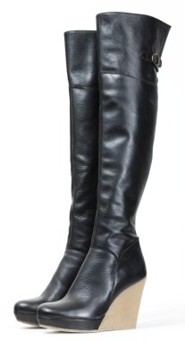 modaya uygun platform siyah çizmeler