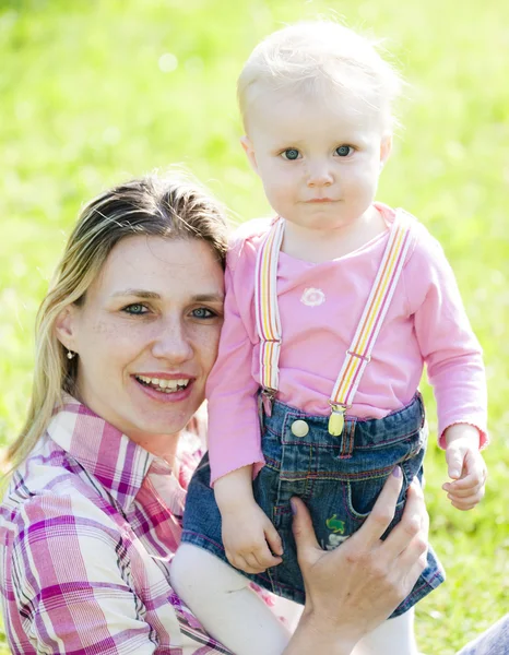 Portrait of mother with little daughter — Stock Photo, Image