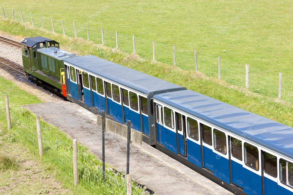 レイヴングラスと Eskdale 狭いゲージの鉄道 カンブリア州 イギリス ストック写真 C Phb Cz レイヴングラスと Eskdale 狭いゲージの鉄道 カンブリア州 イギリス ストック写真 C Phb Cz