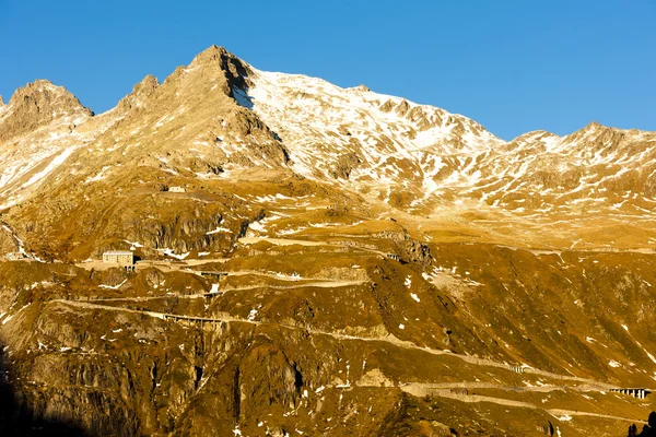 Furkapass com Belvedere Hotel, cantão Graubunden, Suíça — Fotografia de Stock