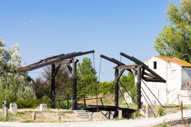 Vincent van Gogh köprüsü Arles yakınlarında, Provence, Fransa
