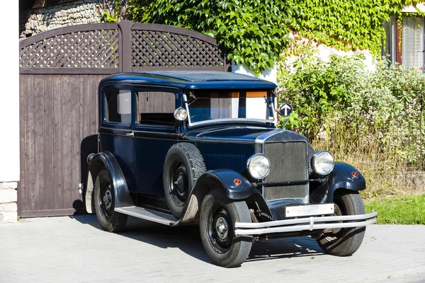 Classic car — Stock Photo, Image