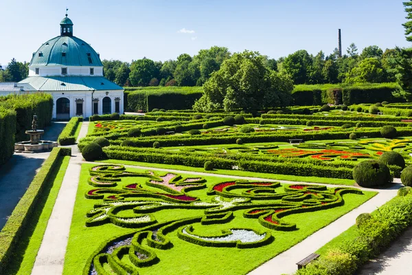 Jardim de flores do Palácio Kromeriz — Fotografia de Stock