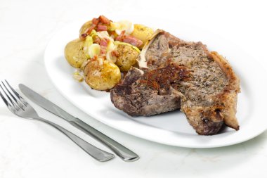 ızgara t-bone biftek