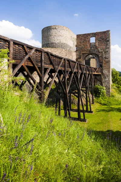 Ruiny zamku krakovec — Zdjęcie stockowe