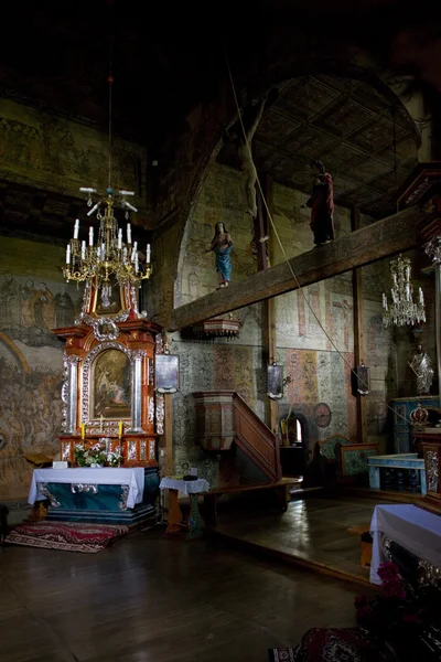 Interior de la iglesia de madera —  Fotos de Stock