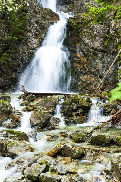 Doln Nefcersky waterfall — Stock Photo, Image