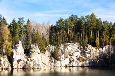 piskovna lake, teplice-Adrszpach kaya