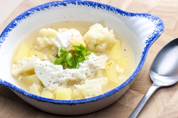 Cauliflower soup — Stock Photo, Image