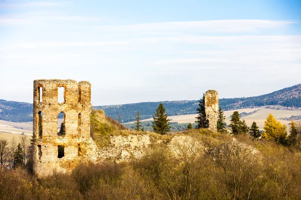 Zřícenina hradu plavec, Slovensko — Stock fotografie