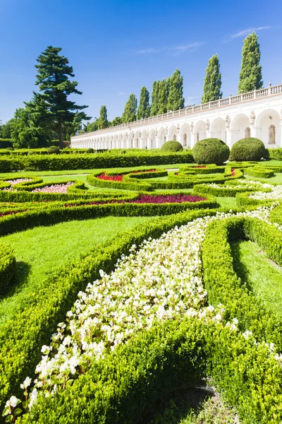 Blomma trädgård Kroměříž Palace — Stockfoto