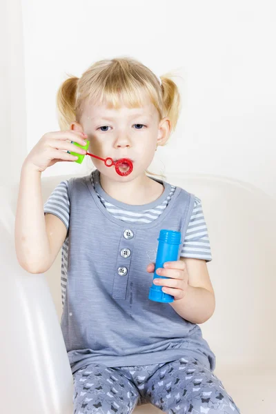 Girl with  bubbles maker — Stock Photo, Image