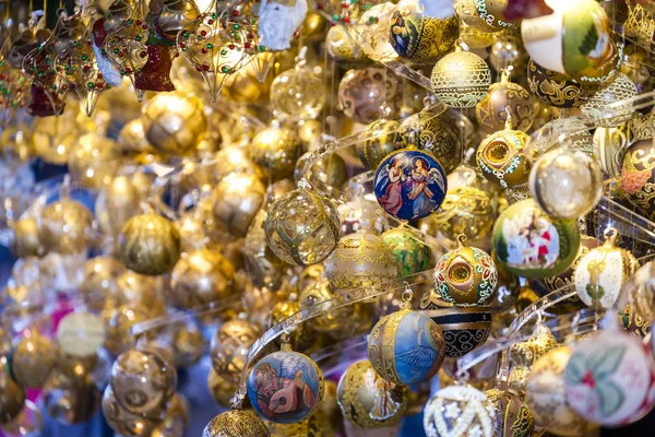 Рождественская ярмарка на Ратхаусплатц — стоковое фото