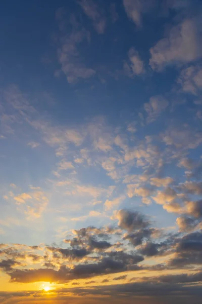 Hermoso Cielo Con Nube Antes Del Atardecer — Foto de Stock