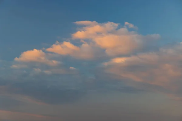 Céu Bonito Com Nuvem Antes Pôr Sol — Fotografia de Stock