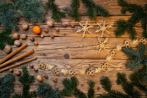 Traditionell Tjeckisk Jul Trä Dekoration Med Kvist Äpple Apelsin Frukt — Stockfoto