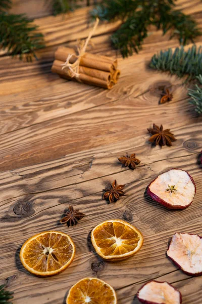 Natal Tcheco Tradicional Decoração Madeira Com Galho Maçã Laranja Frutas — Fotografia de Stock