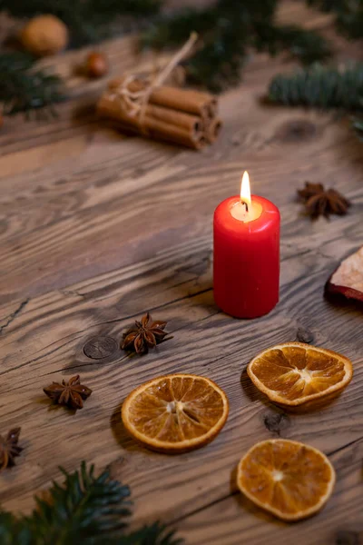 Navidad Tradicional Checa Decoración Madera Con Ramita Vela Manzana Naranja —  Fotos de Stock