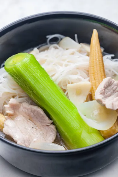 Sopa Pho Con Verduras Fideos Arroz —  Fotos de Stock