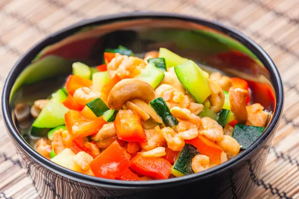 Cooked Vegetables Salad Shrimps Cashew Nuts — Stock Photo, Image