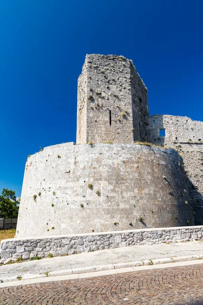 Monte Santangelo 'daki Kale, Puglia, İtalya