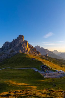 Dolomites, İtalya 'da Passo Giau yakınlarındaki manzara