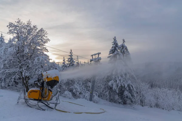 Snow Cannon Winter Landscape — Stock Photo, Image