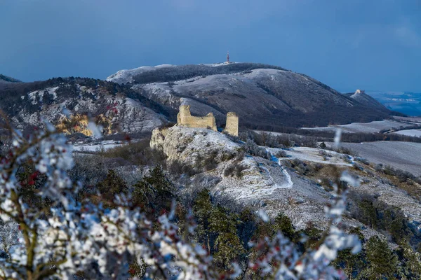 Palava Winter Landscape Sirotci Hradek Ruins Southern Moravia Czech Republic — Stock Photo, Image