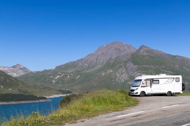 Col du Mont Cenis yakınlarında (Lac du Mont Cenis Gölü), Savoie, Fransa