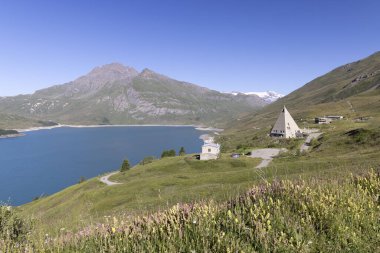 Col du Mont Cenis yakınlarında (Lac du Mont Cenis Gölü), Savoie, Fransa