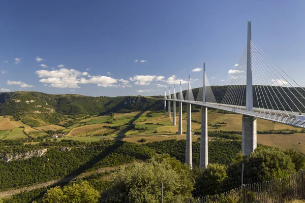 Multi Span Cable Stayed Millau Viaduct Gorge Valley Tarn River — Fotografia de Stock