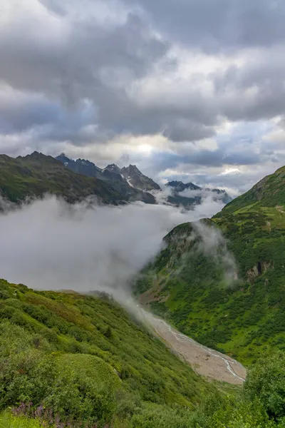 Typisch Alpenlandschap Van Zwitserse Alpen Buurt Van Sustenstrasse Urner Alpen — Stockfoto
