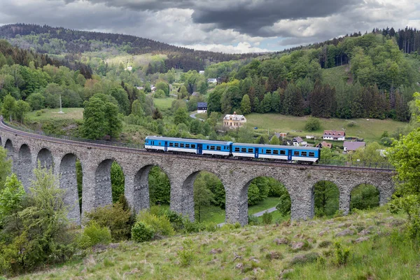 Eisenbahnviadukt Novina Krystofovo Udoli Nordböhmen Tschechien — Stockfoto