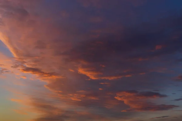 Indah Langit Dengan Awan Sebelum Matahari Terbenam — Stok Foto