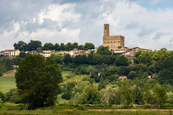 Public Monument Poppi Castle Tuscany Italy — Stock Photo, Image
