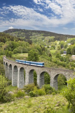 Kuzey Bohemya, Çek Cumhuriyeti Krystofovo Udoli 'deki Novina Viyadük' ü