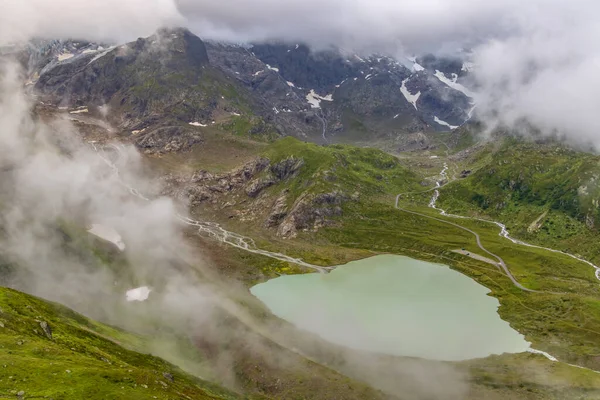 Typische Alpenlandschaft Der Schweizer Alpen Mit Steinsee Urner Alpen Kanton — Stockfoto