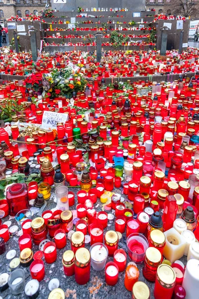 Eski cumhurbaşkanı Vaclav Havel 'in Aralık 2011' deki ölümünden sonra, Prag, Çek Cumhuriyeti