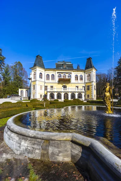 Castillo Betliar Cerca Roznava Eslovaquia —  Fotos de Stock