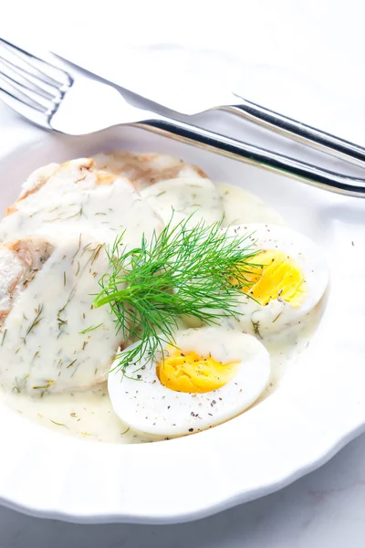 Salsa Eneldo Con Albóndigas Huevos Cocidos —  Fotos de Stock