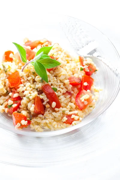 Salada Bulgur Com Tomate Hortelã — Fotografia de Stock